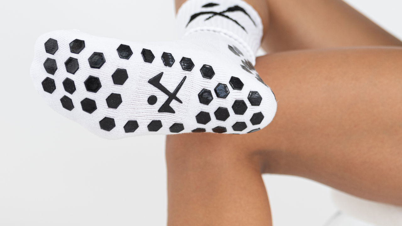 Premium Football Grip Socks – Heel Lock Pattern